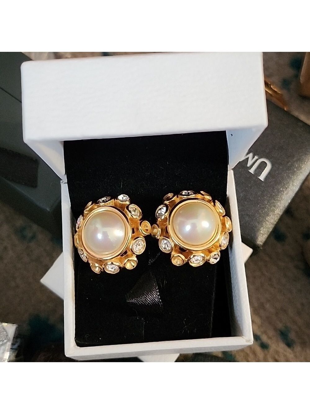 Christian Dior Vintage Signed Clip-on earrings